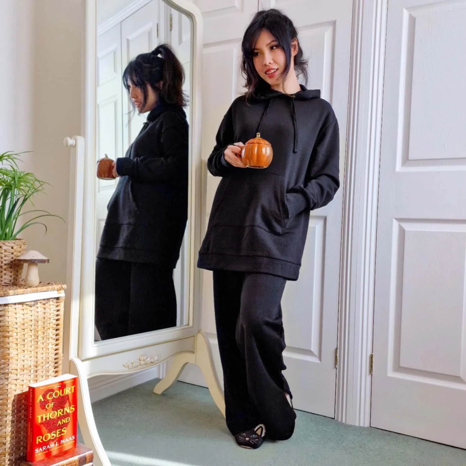 Organic Cotton ACOTAR Hoodie - 7 Courts - Zenithce