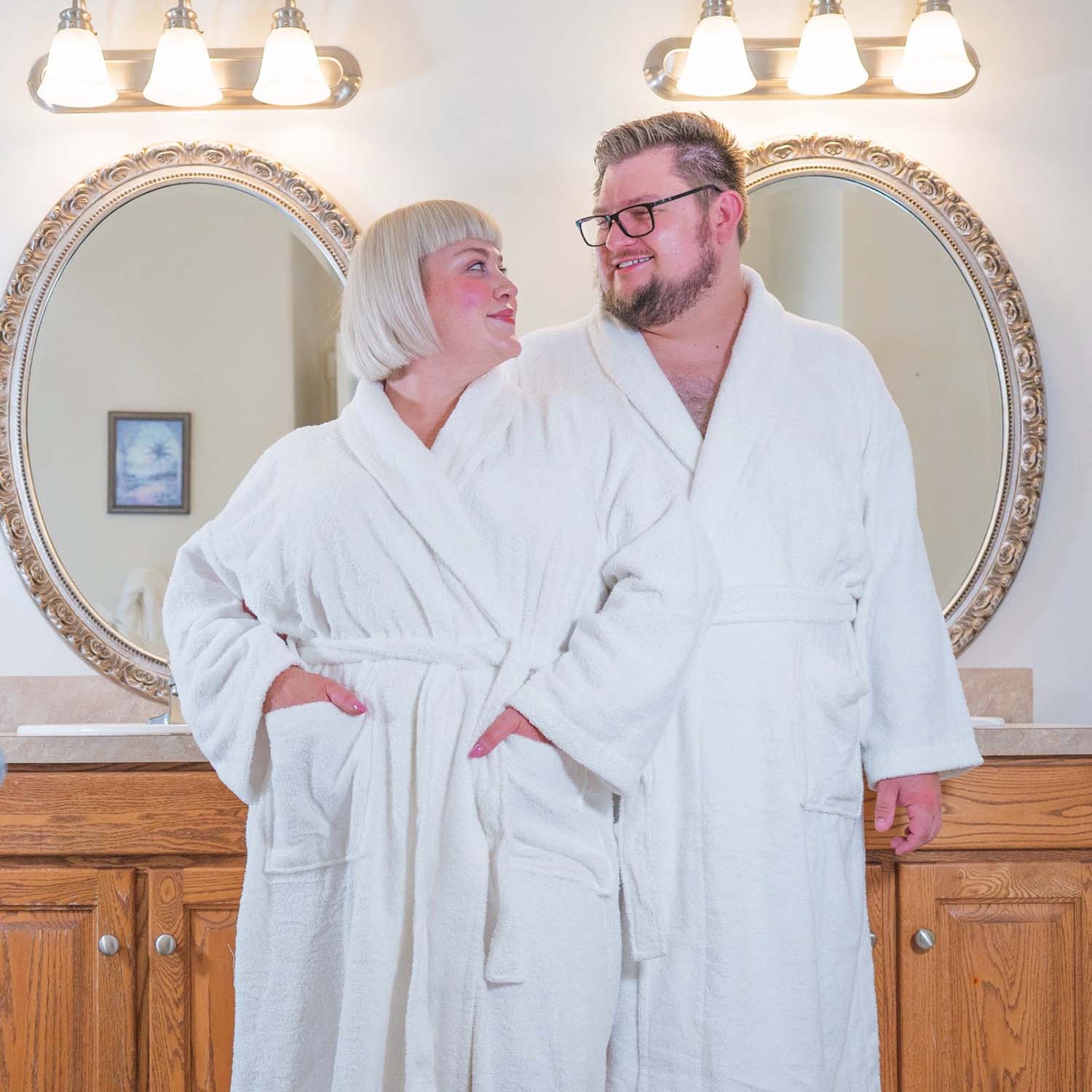 Floof Bath Robe - White - Zenithce