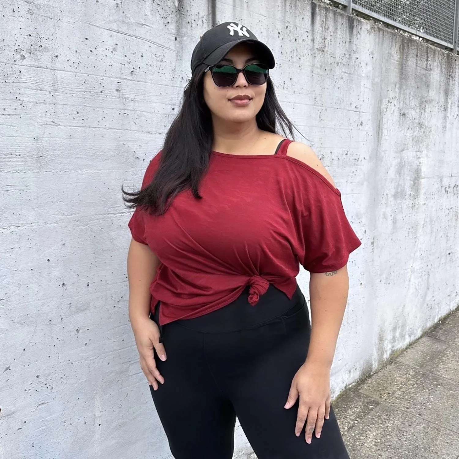 Debbie Off Shoulder Tee - Wine - Zenithce