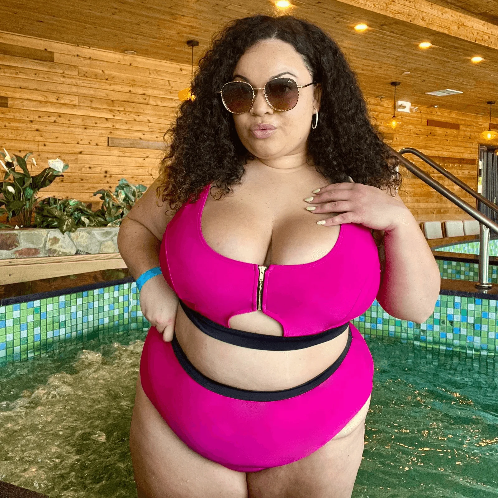 Hasta La Vista Bikini Top - Hot Pink - Zenithce