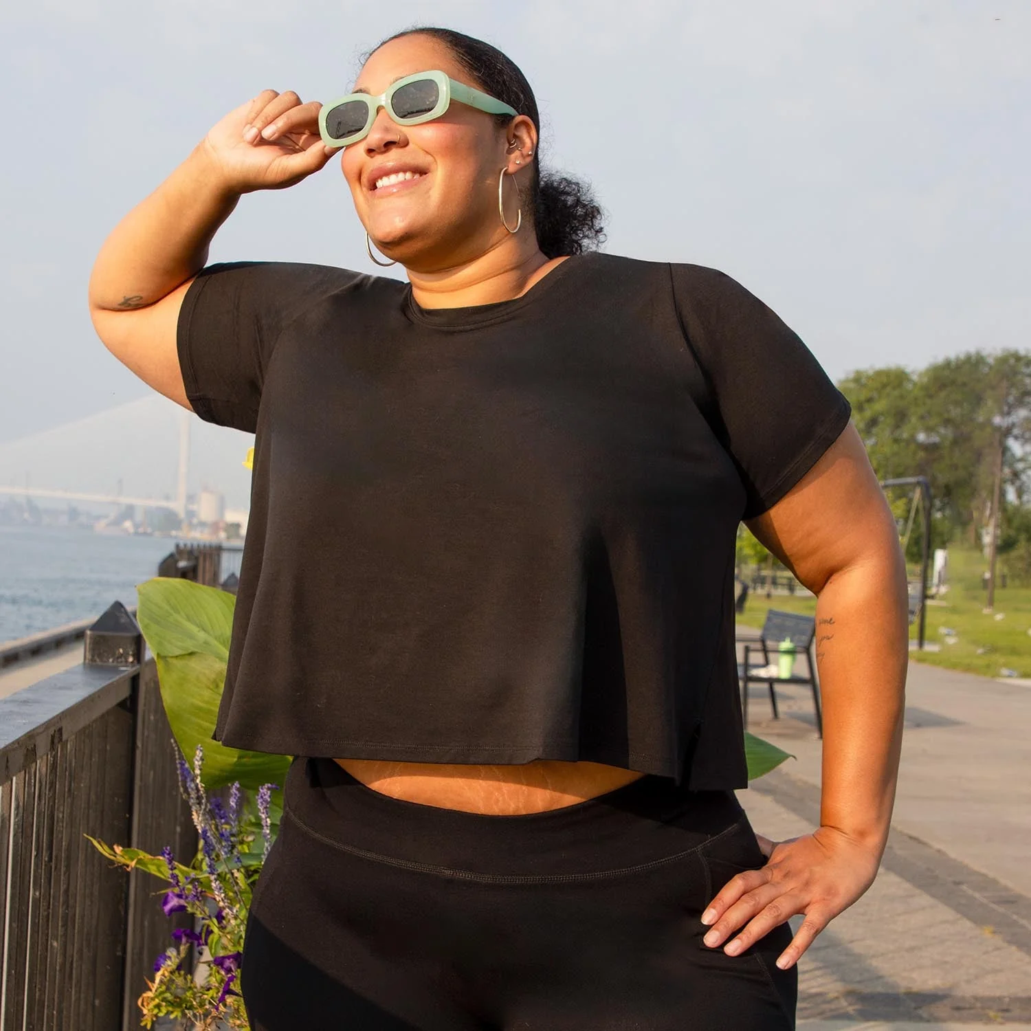 Lightweight Crew Neck Tee - Black - Zenithce