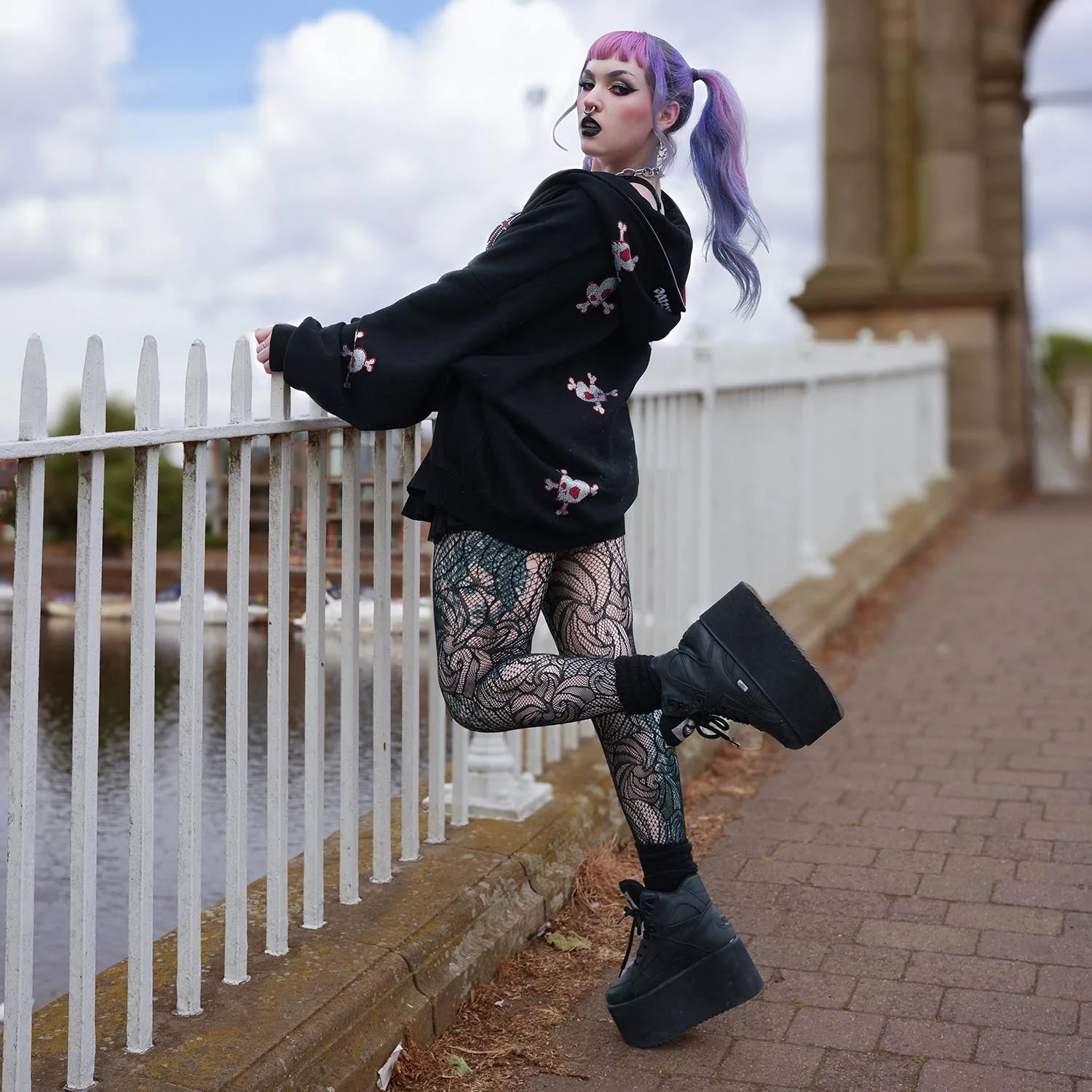 Thighs The Limit Fishnets - Timewarp - Black - Zenithce