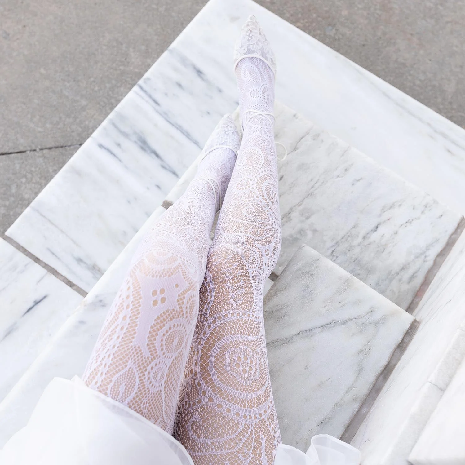 Botanical Fishnets - White - Zenithce