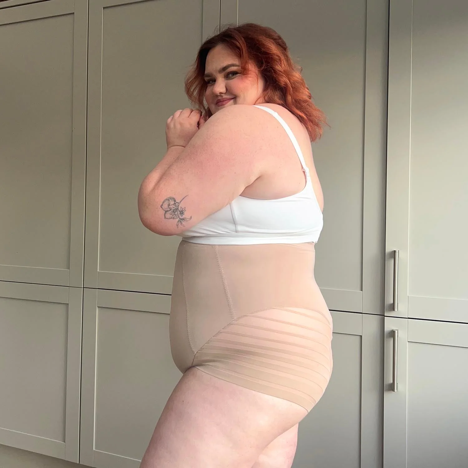 Smoothwear Super High Waist Knickers - Blissful - Zenithce