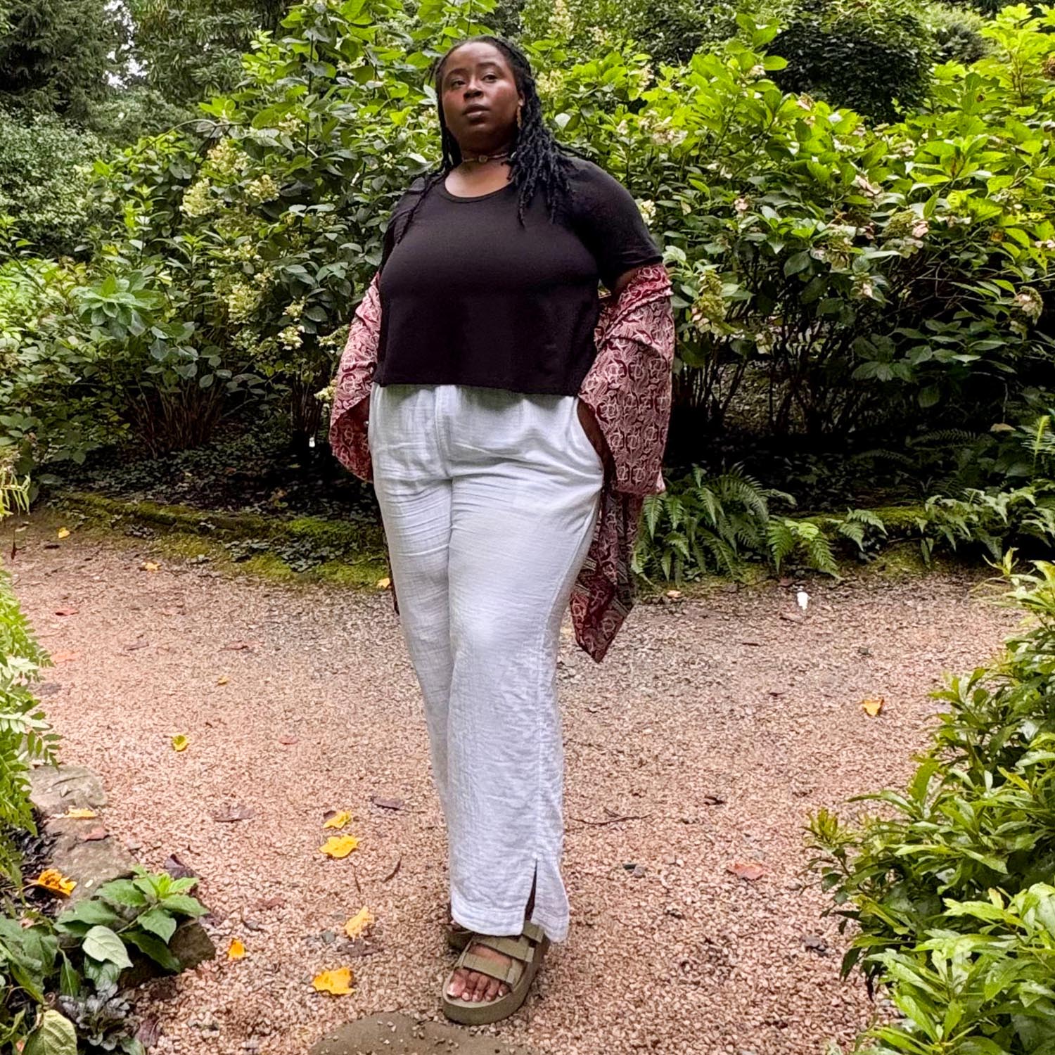 Lightweight Scoop Neck Tee - Black - Zenithce