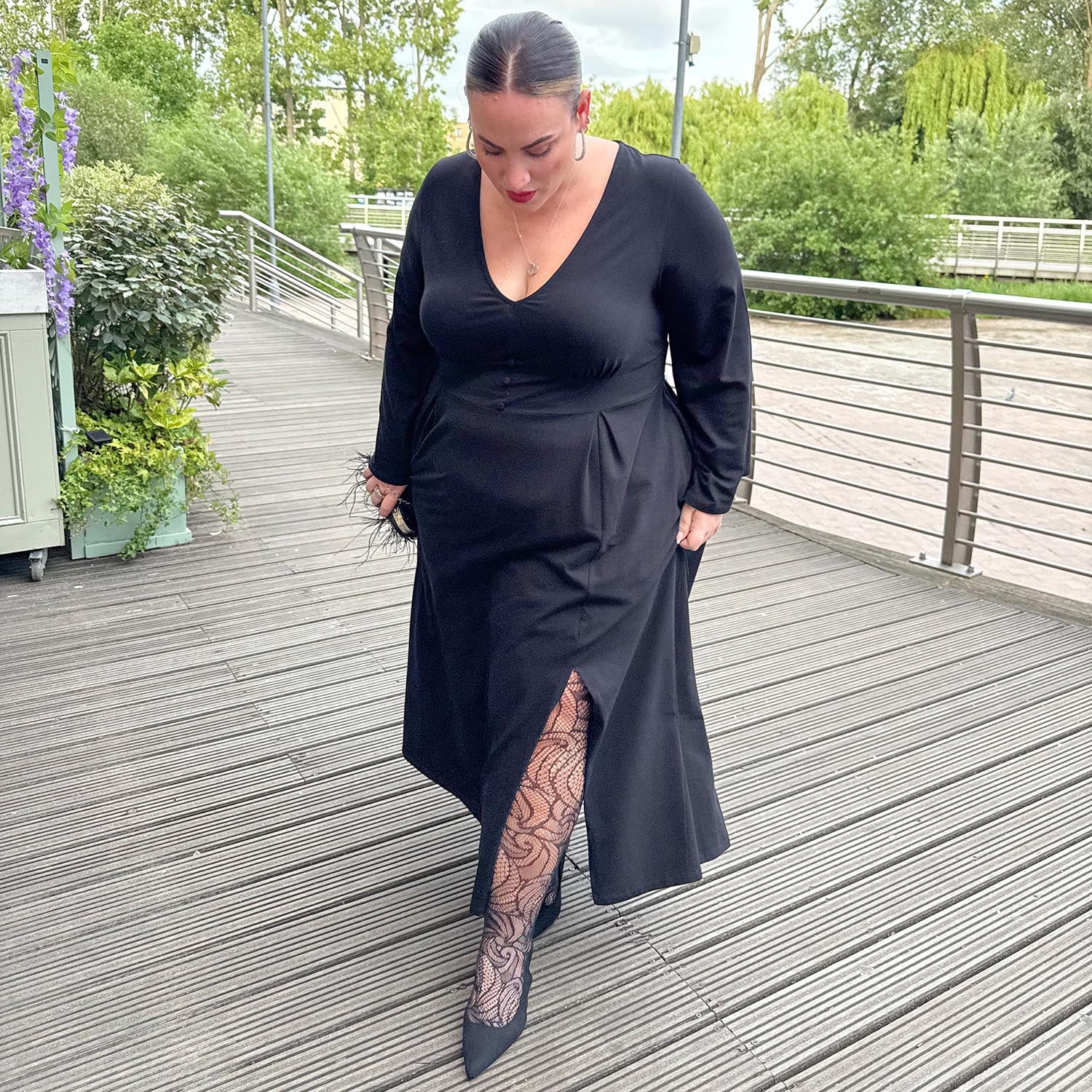 Midaxi Bell Sleeve Dress - Black - Zenithce