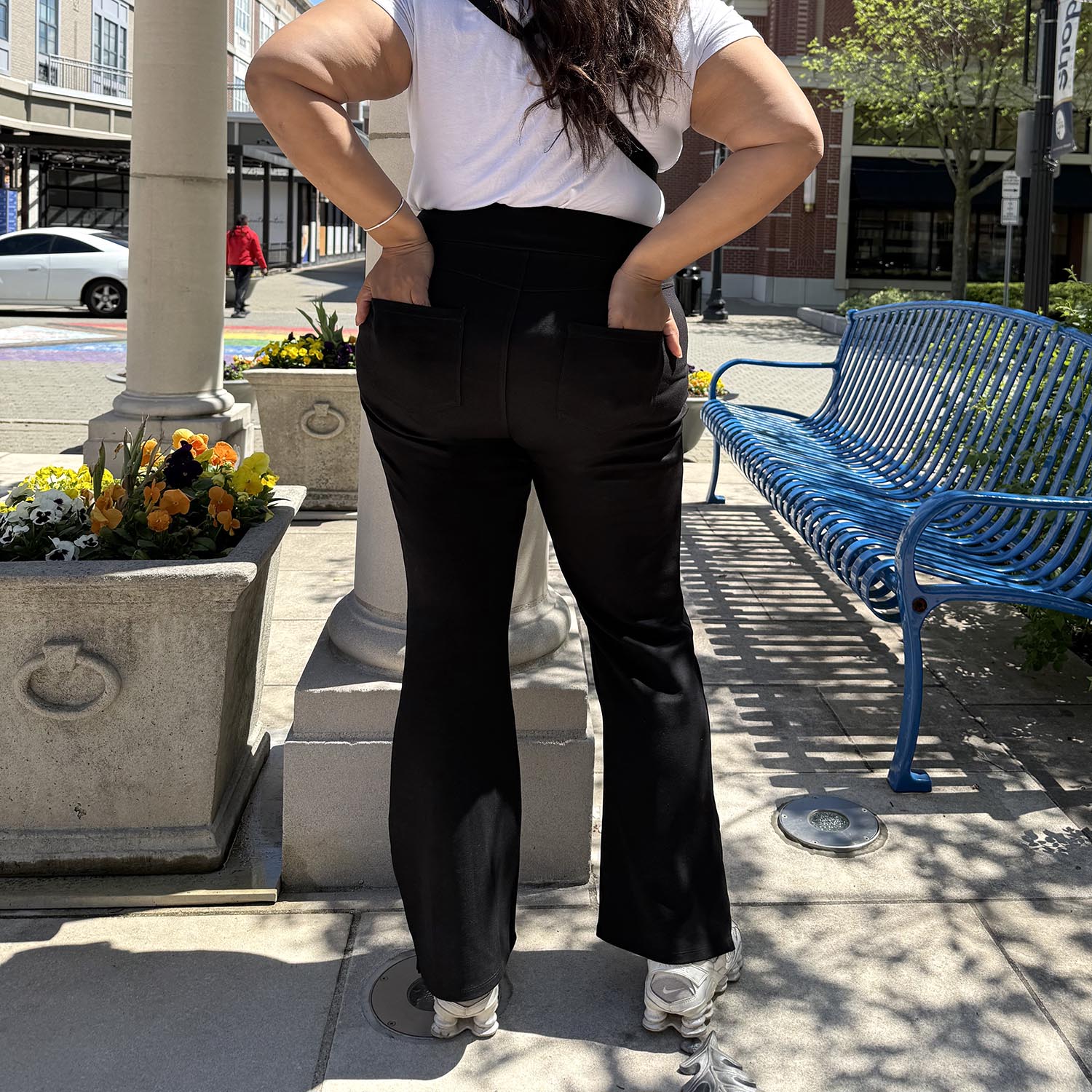 Squat-Proof Kick Flare Leggings - Black - Zenithce