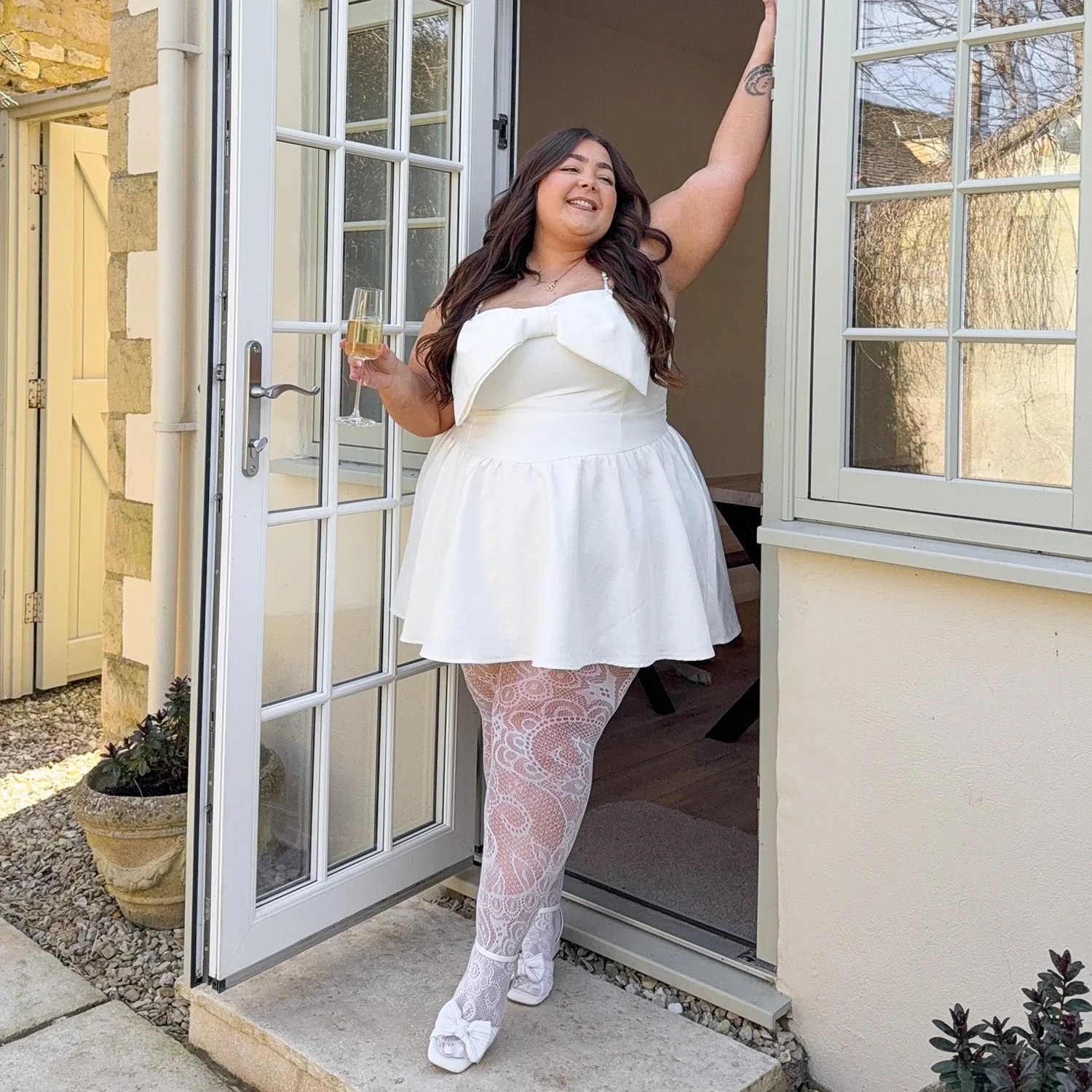 Botanical Fishnets - White - Zenithce