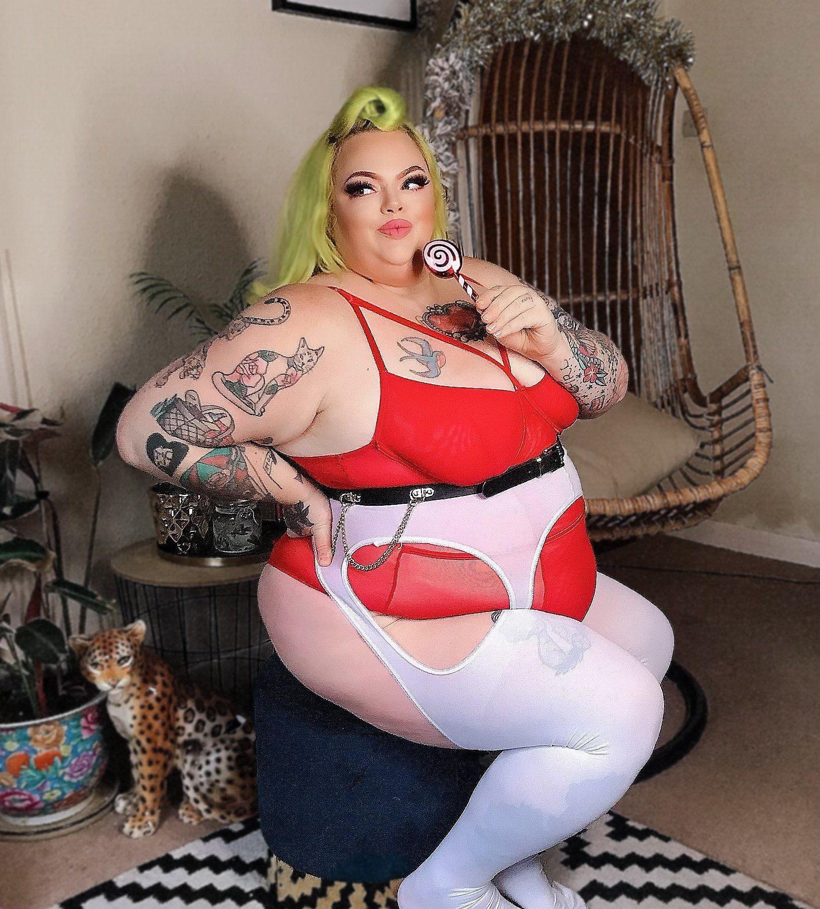 Mock Garters - When Doves Cry - Zenithce