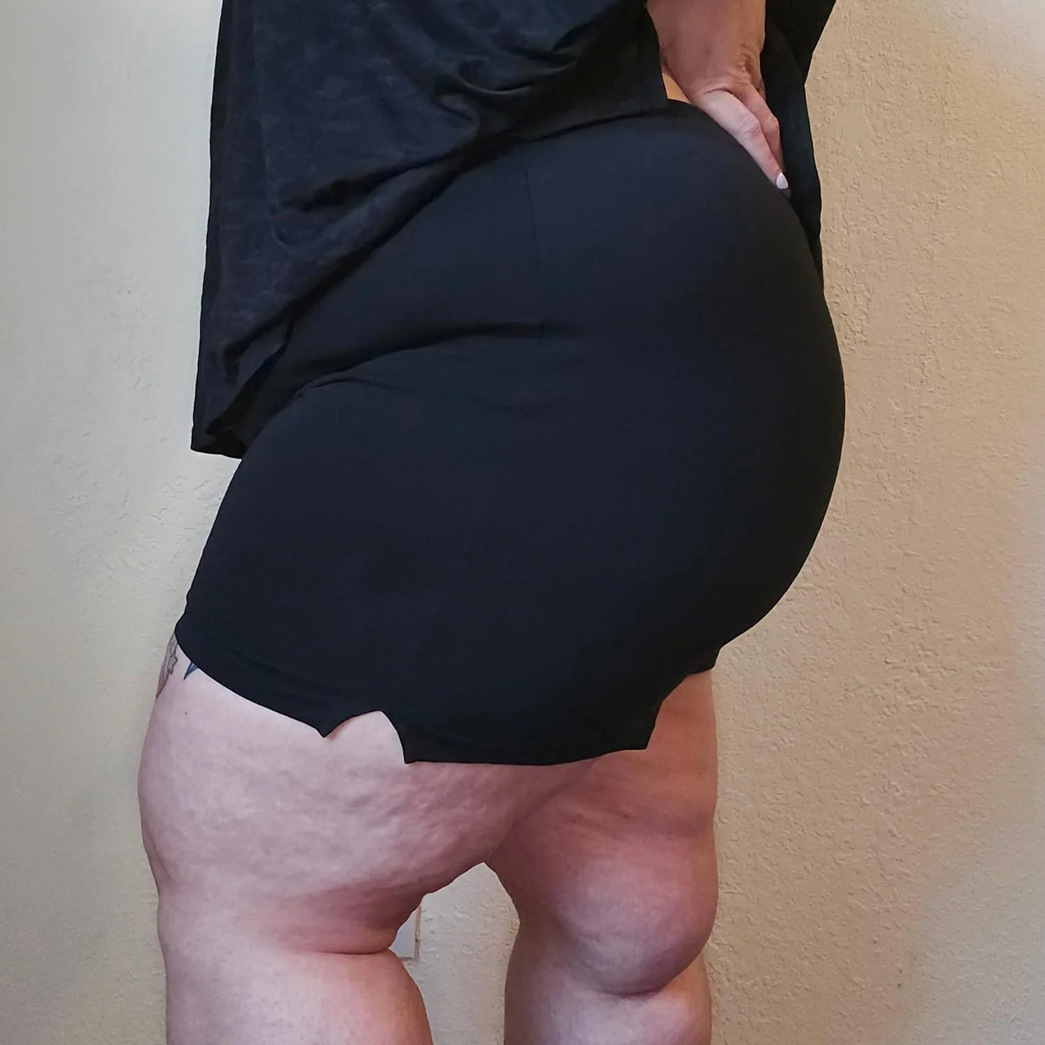 Burnout Sleep T-Shirt & Shorts Bundle in Black - Zenithce