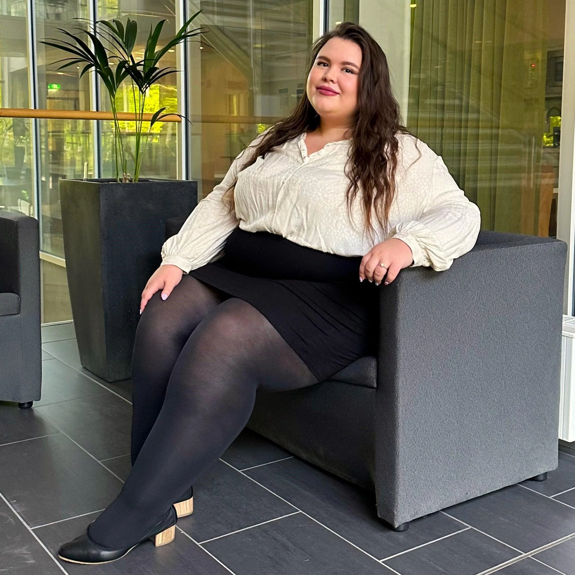 Huggy Light Compression Tights - Black - Zenithce