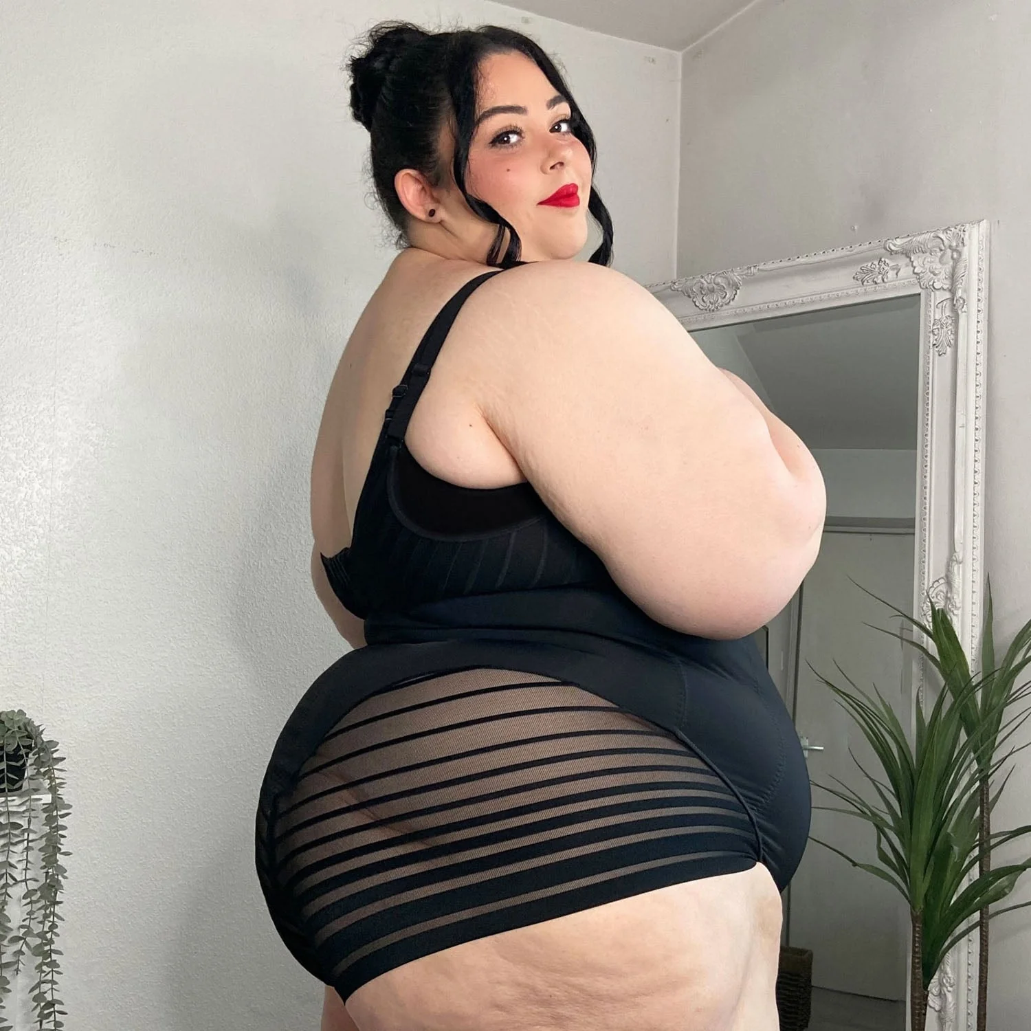 Smoothwear Open Bust Bodysuit - Black - Zenithce