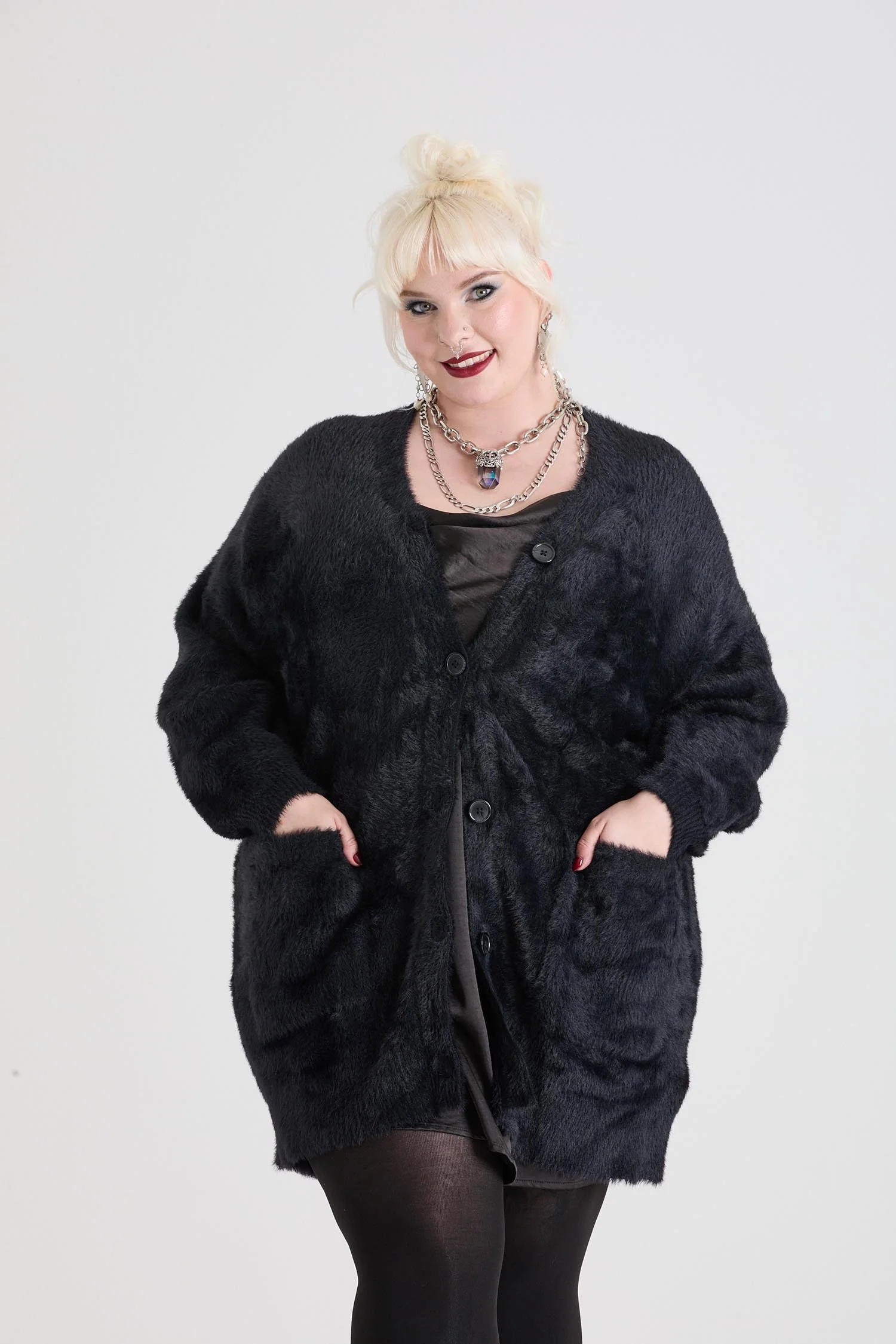 Fluffy Cardigan - Black - Zenithce