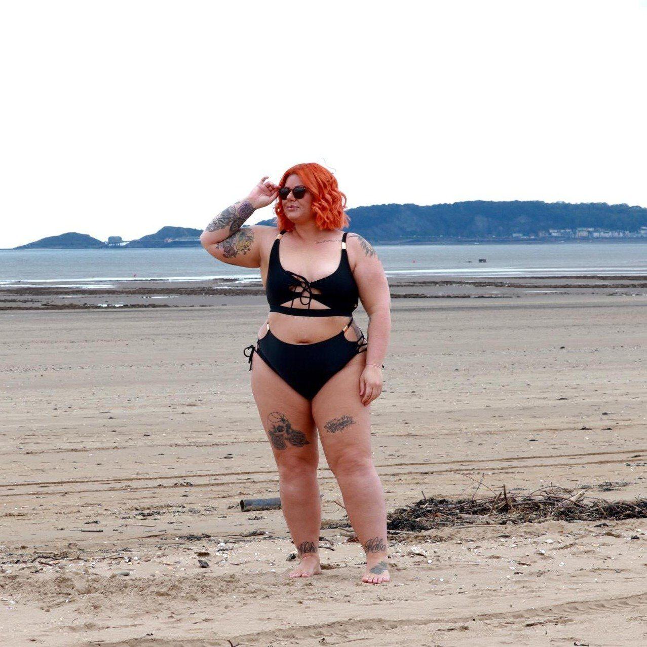 Babe with the Power Bikini Top - Zenithce