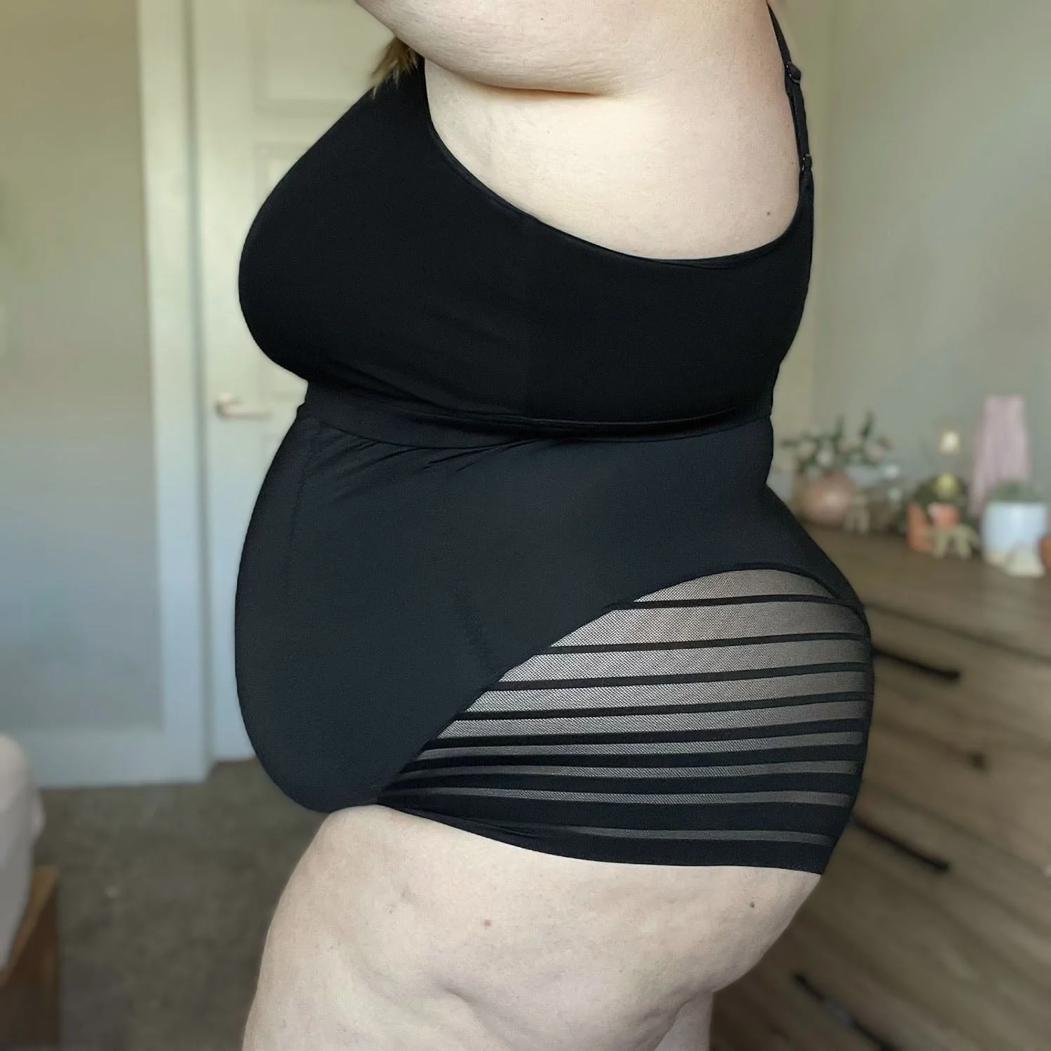 Smoothwear Super High Waist Knickers - Black - Zenithce