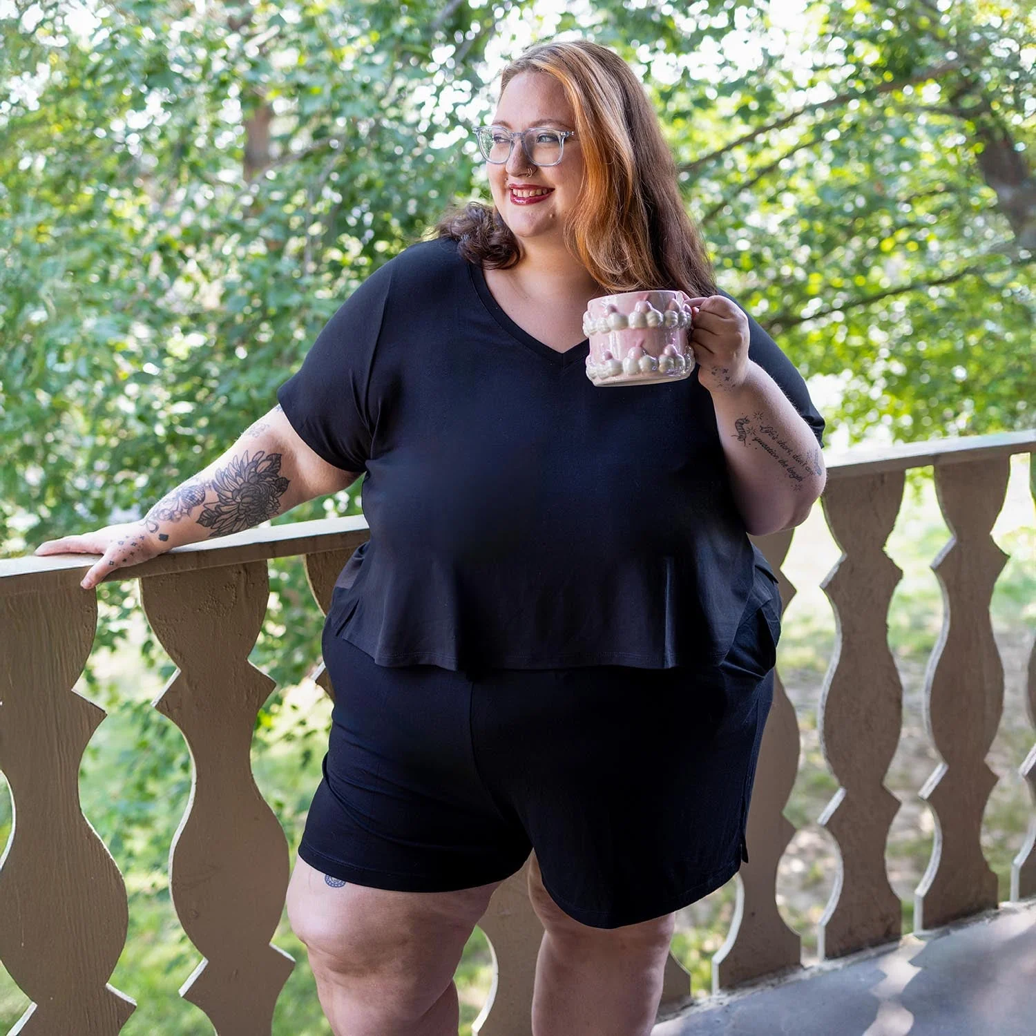 Lightweight V-Neck Tee - Black - Zenithce