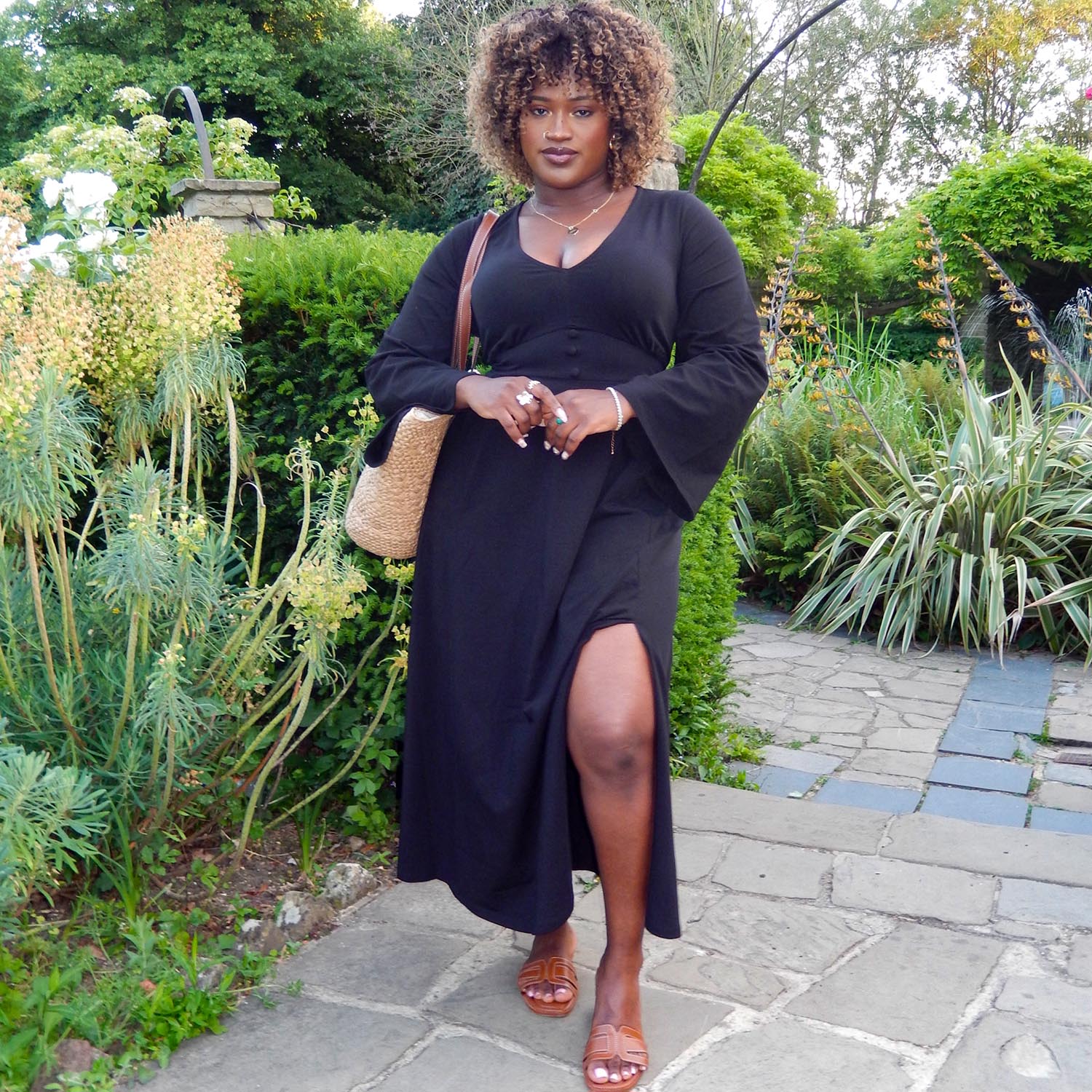 Midaxi Bell Sleeve Dress - Black - Zenithce