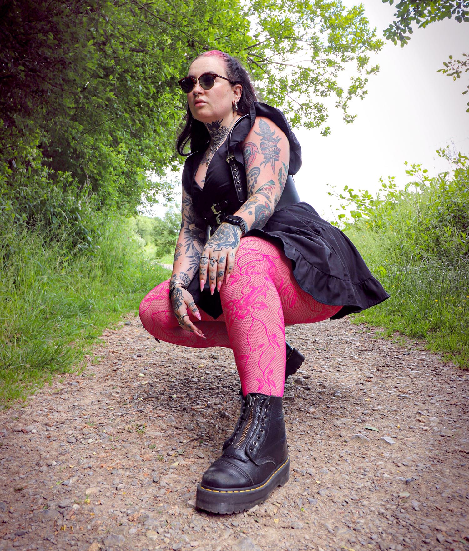 Riff Raff Fishnets - Pomegranate - Zenithce