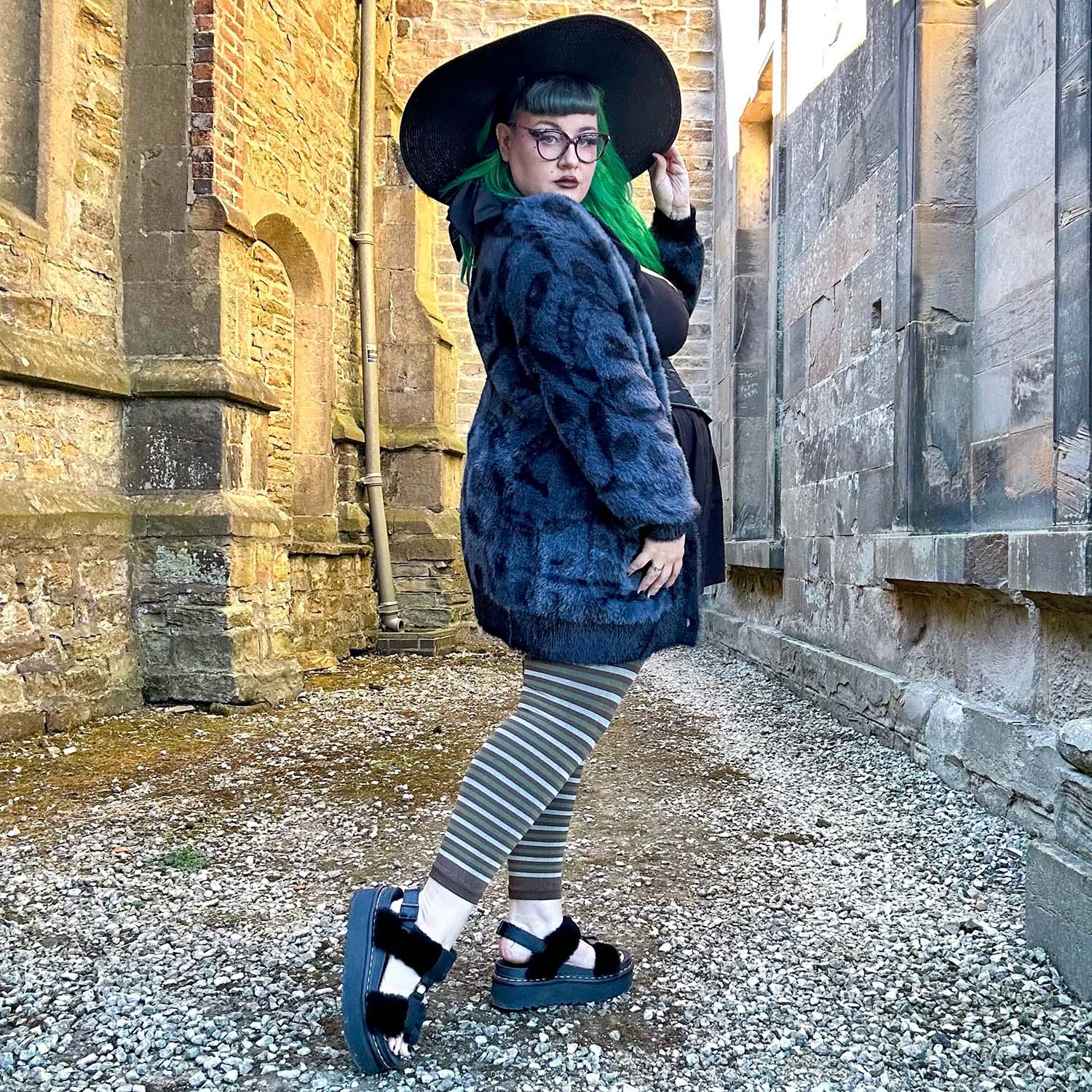 Catacomb Fluffy Cardigan - Zenithce