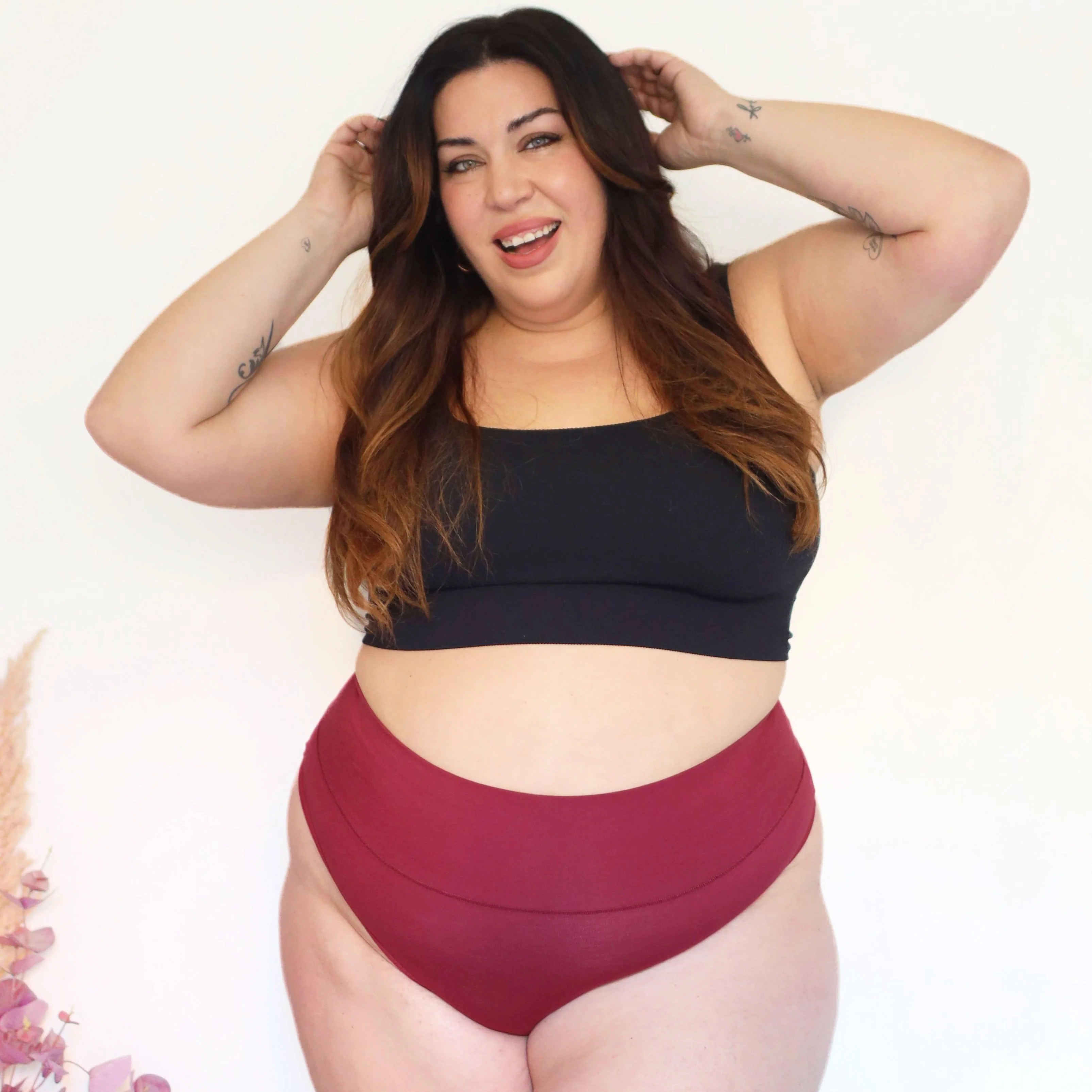 Organic Cotton Cheeky High Leg Knickers -  Blood Red - Zenithce