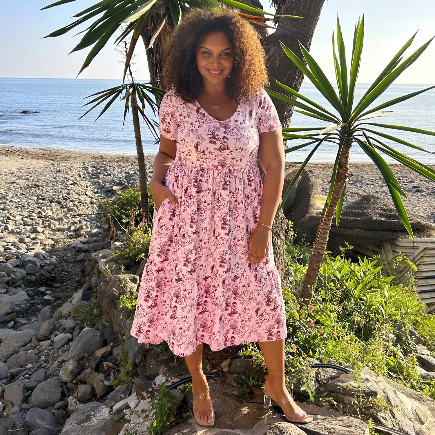 T-Shirt Tiered Dress - Passion au Jardin - L'Amour Rose - Zenithce