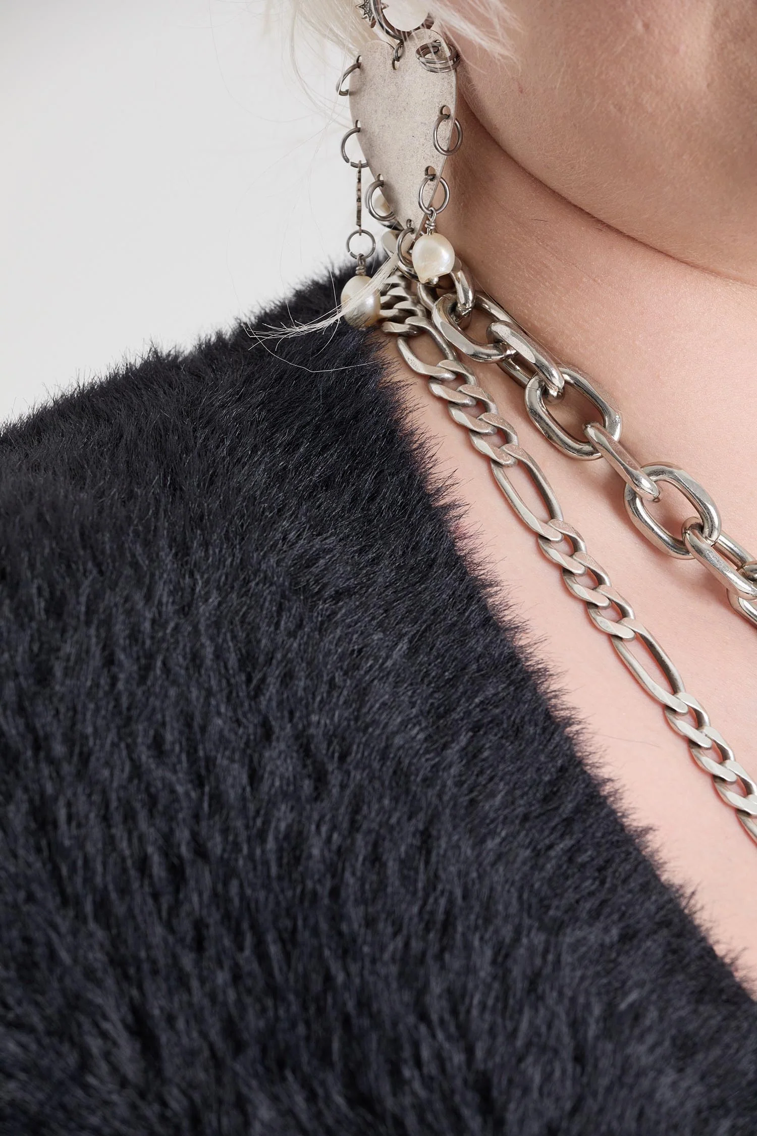 Fluffy Cardigan - Black - Zenithce