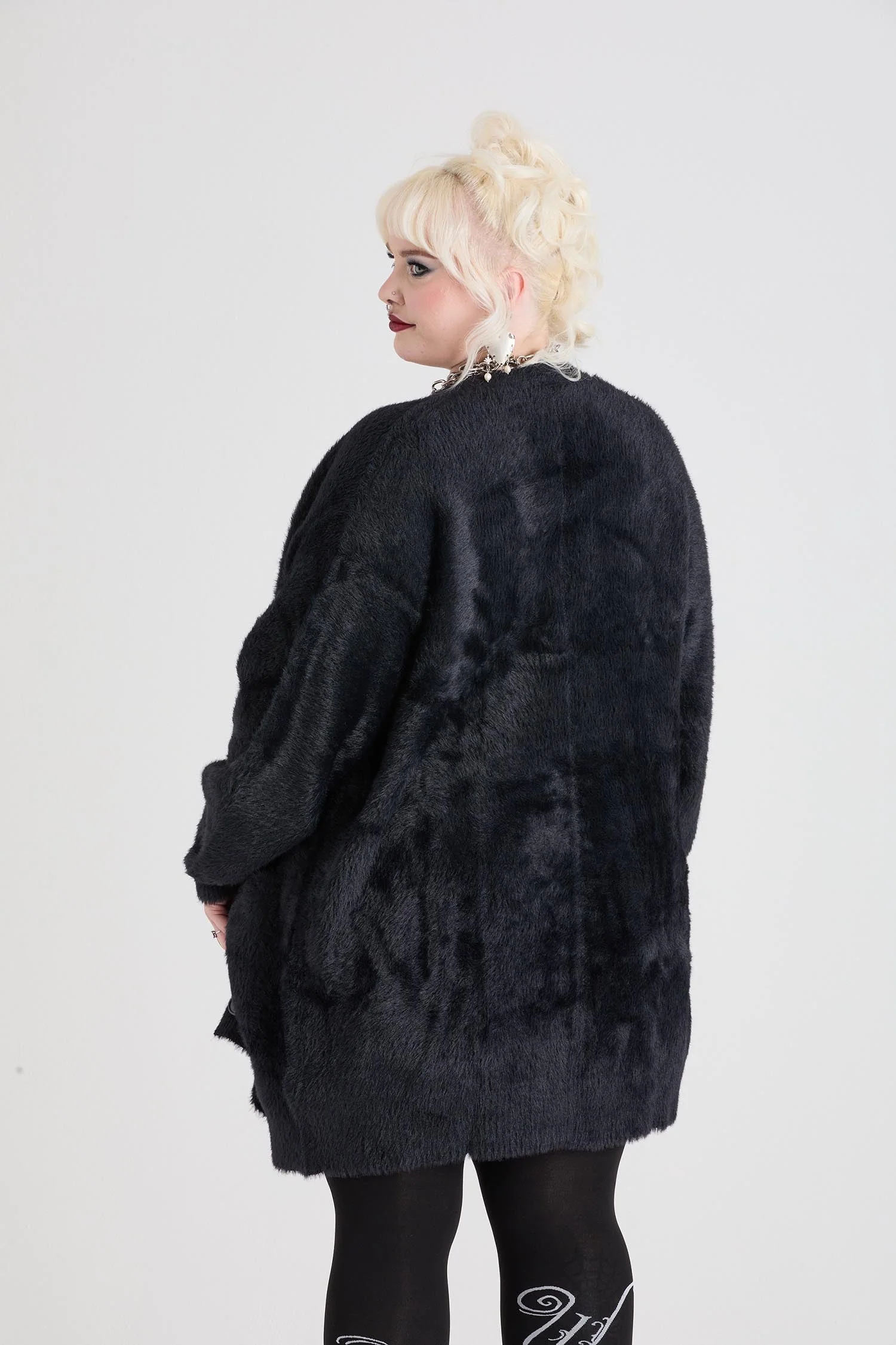 Fluffy Cardigan - Black - Zenithce
