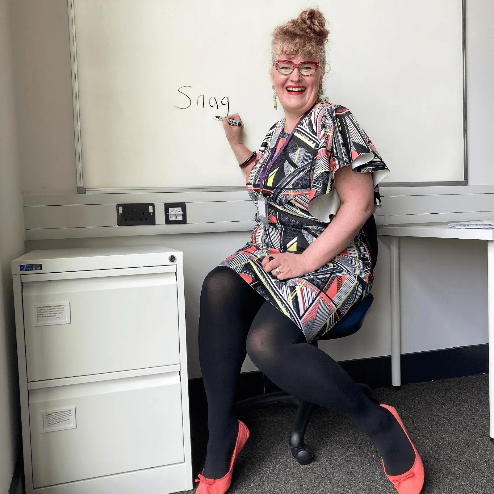 Huggy Light Compression Tights - Black - Zenithce