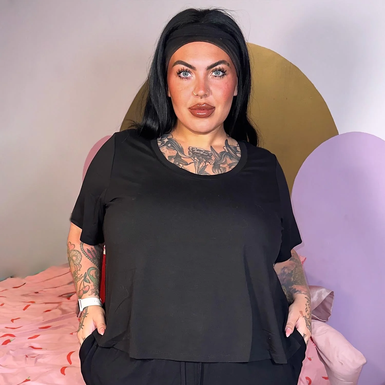 Lightweight Scoop Neck Tee - Black - Zenithce