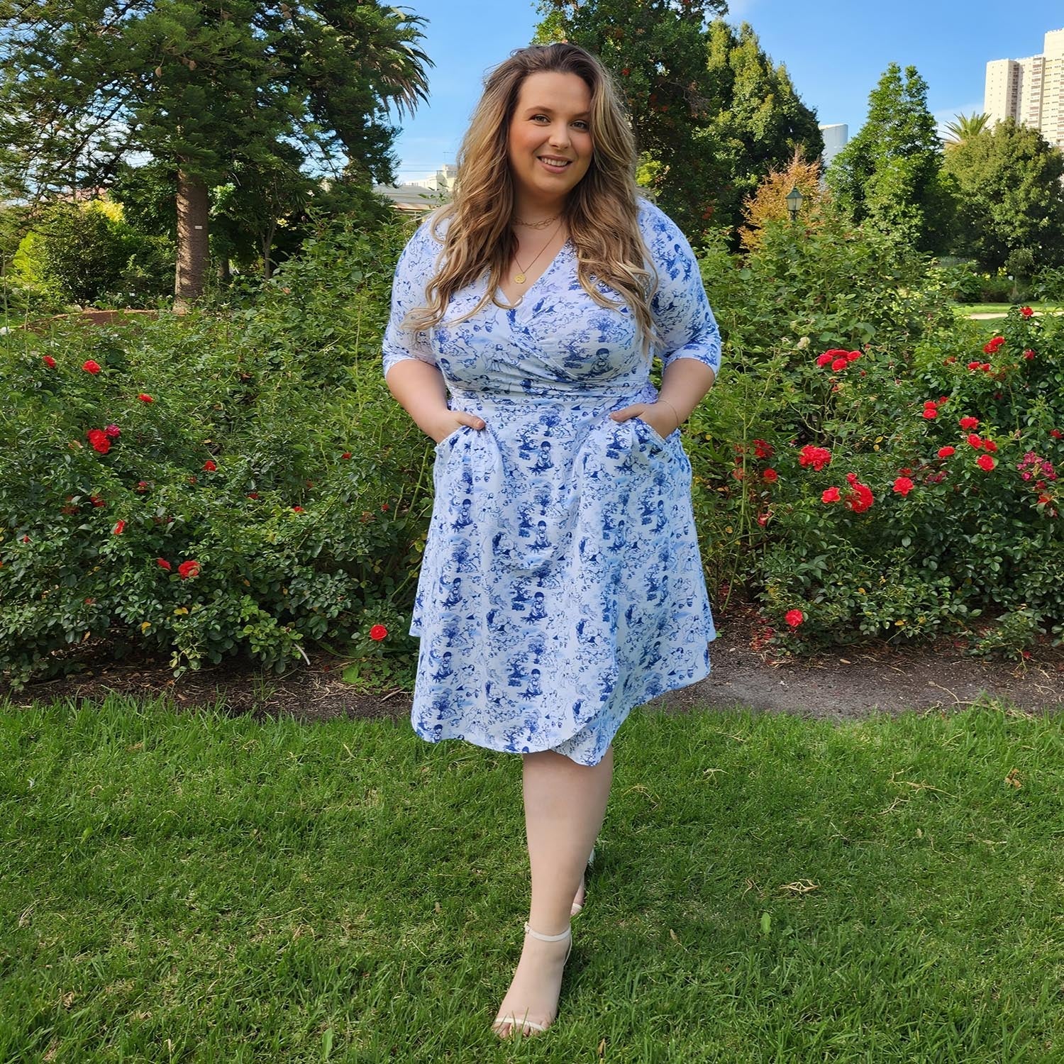 Wrap Dress - Passion au Jardin - L'Amour Bleu - Zenithce
