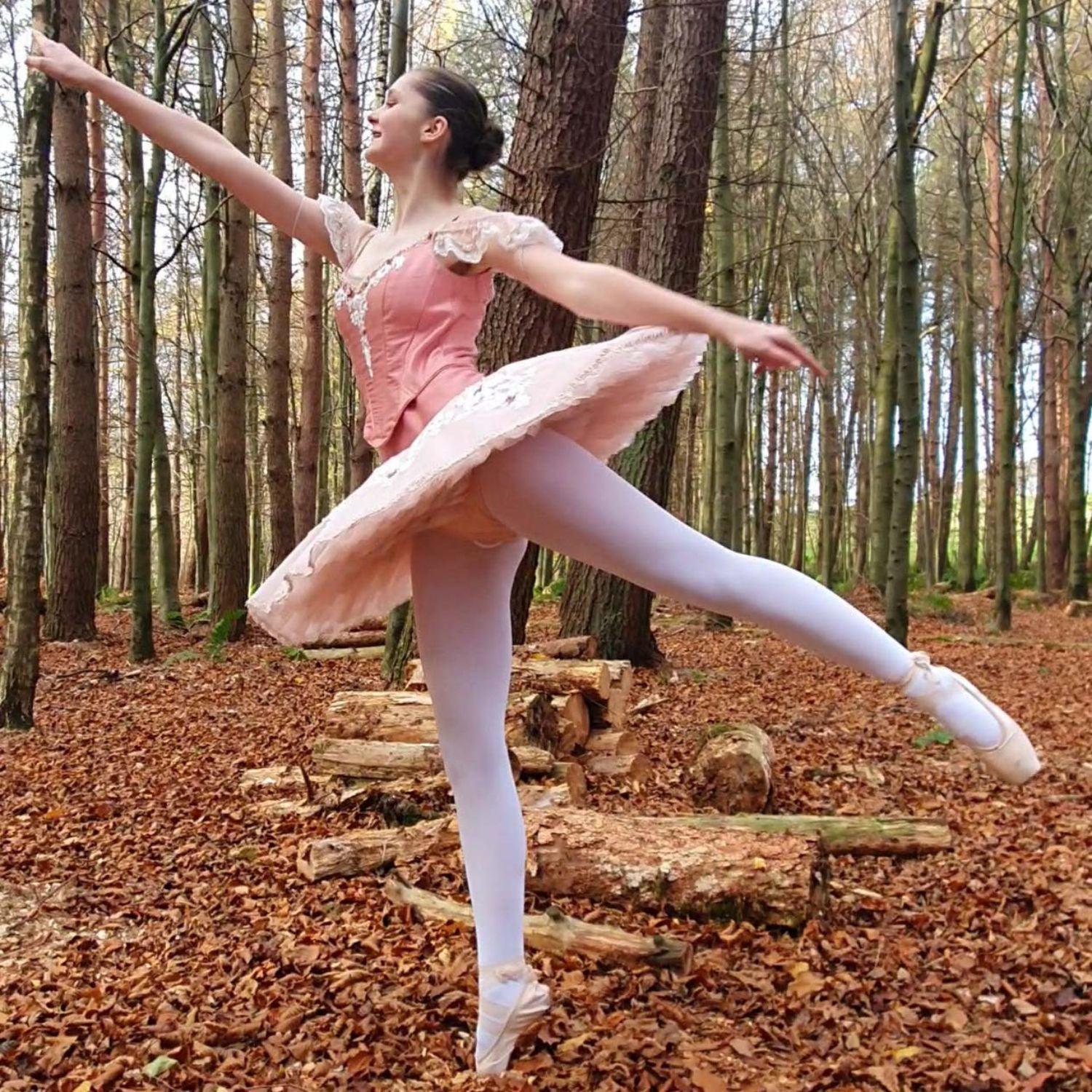 Tween Convertible Dance Tights - White - Zenithce