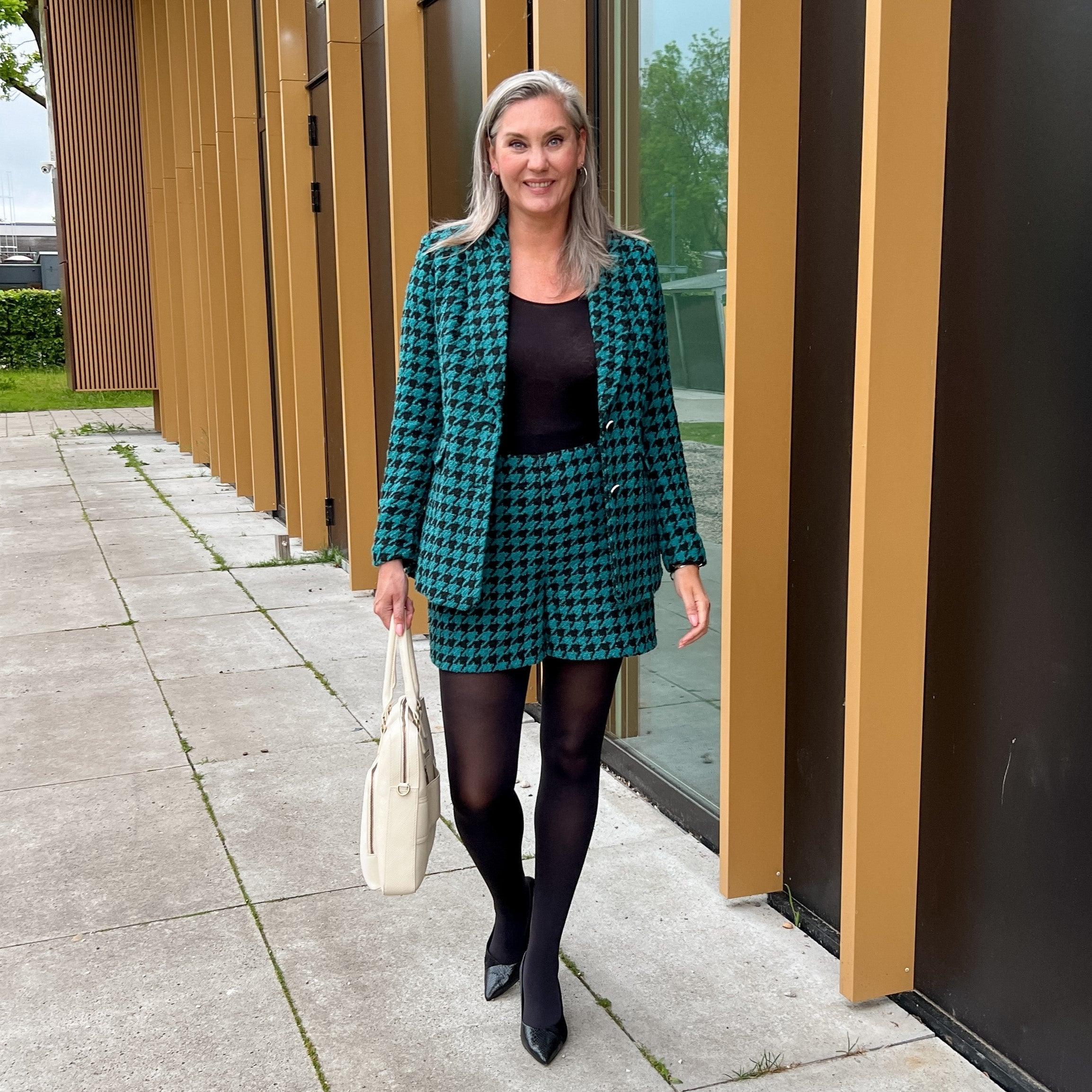 Huggy Light Compression Tights - Black - Zenithce