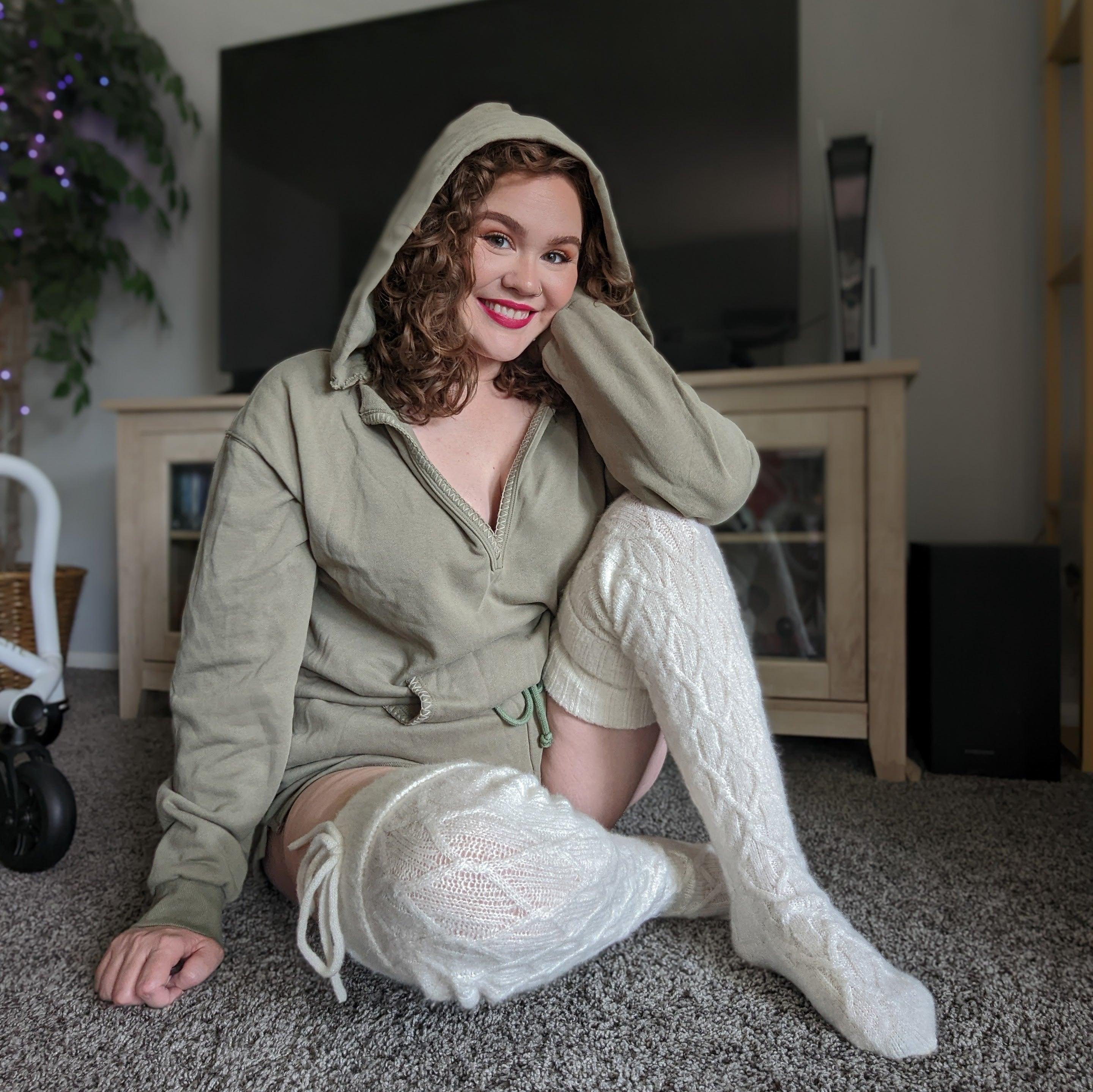 Thigh High Socks - Snowball - Zenithce