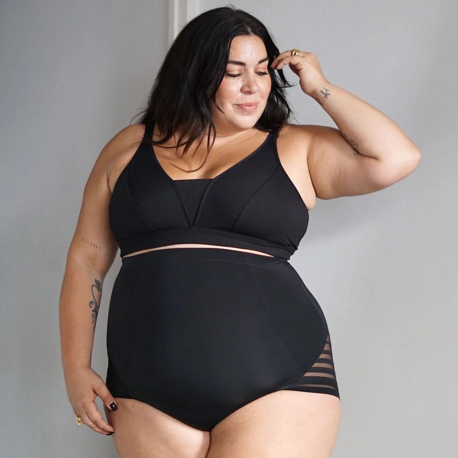 Smoothwear Super High Waist Knickers - Black - Zenithce