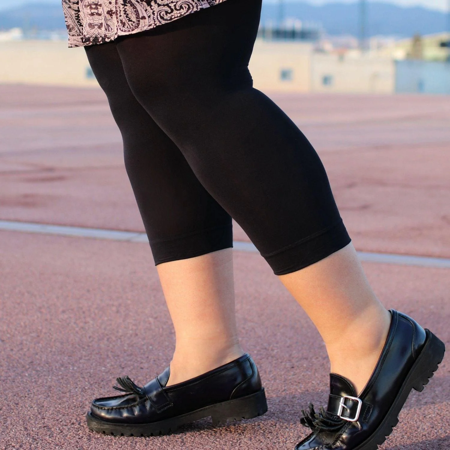 Stay Cool Capri Tights - Black - Zenithce