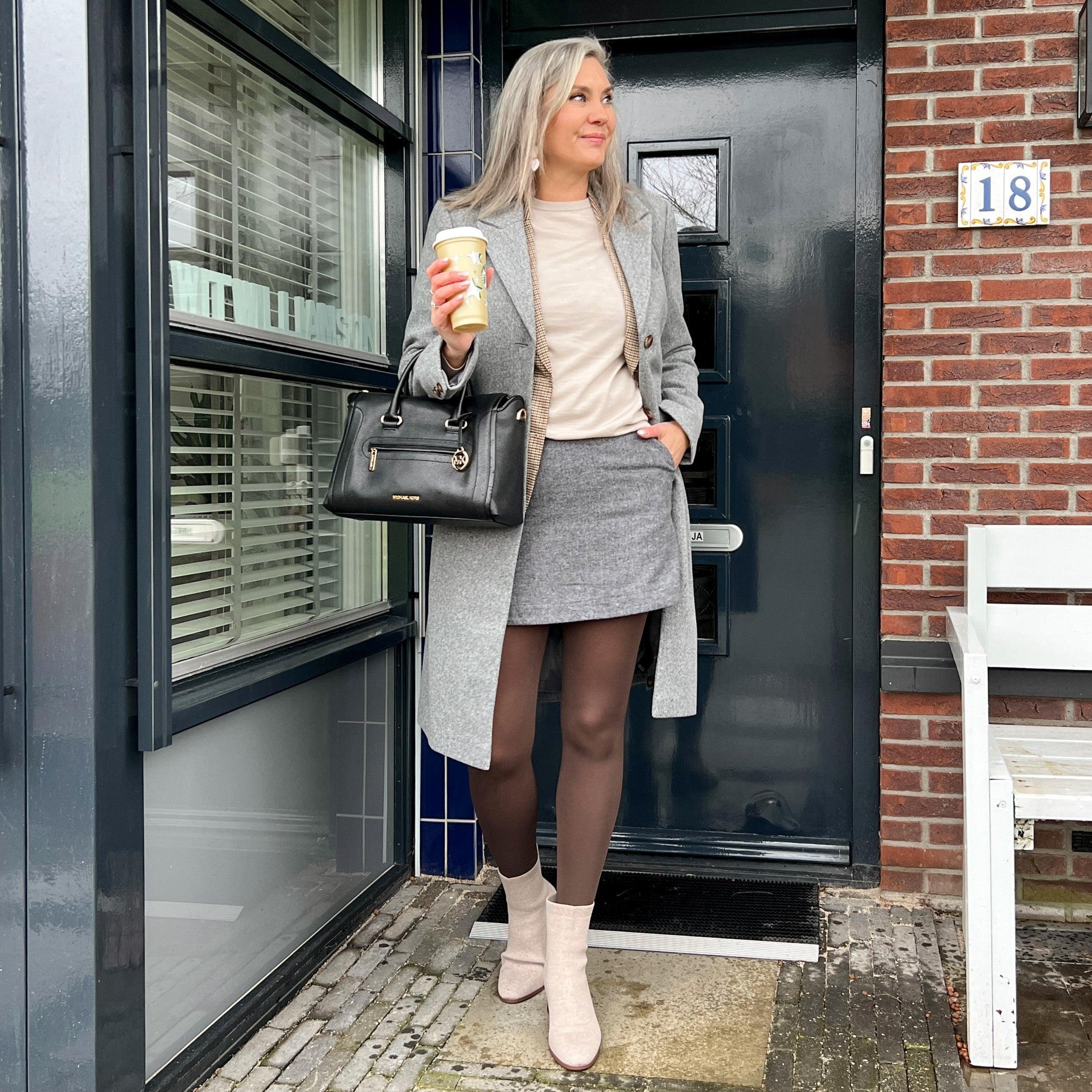 Huggy Light Compression Tights - Hot Chocolate - Zenithce