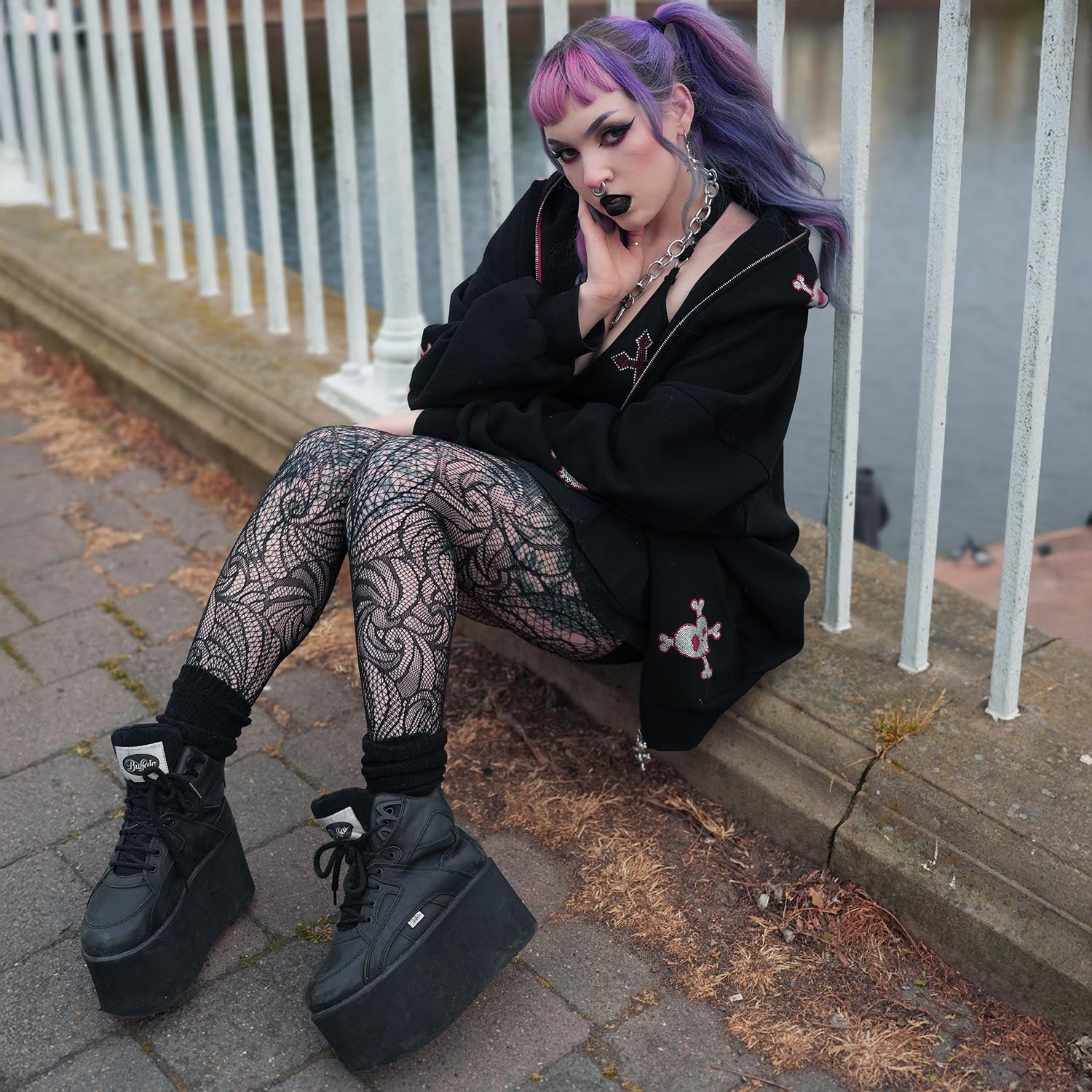 Thighs The Limit Fishnets - Timewarp - Black - Zenithce