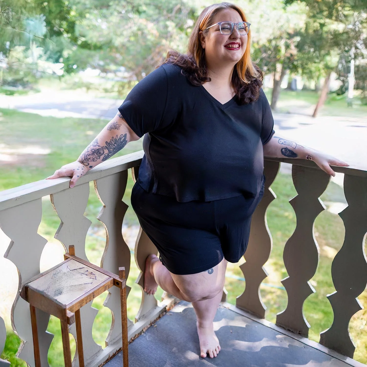 Lightweight V-Neck Tee - Black - Zenithce