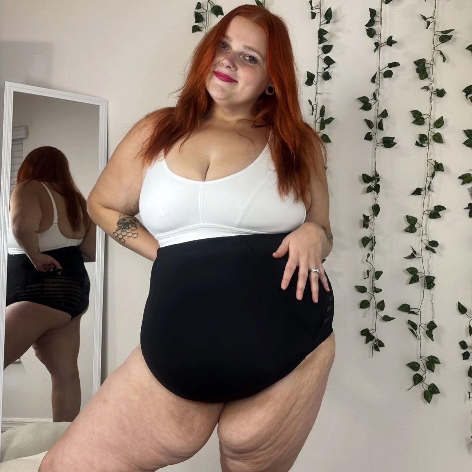 Smoothwear Super High Waist Knickers - Black - Zenithce