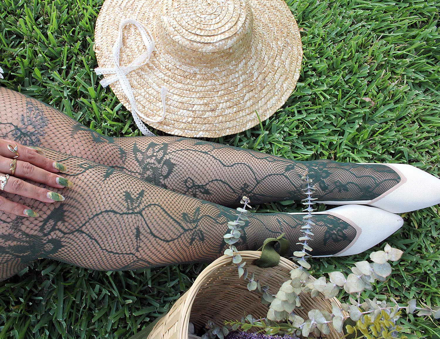 Riff Raff Fishnets - En Pointe - Zenithce