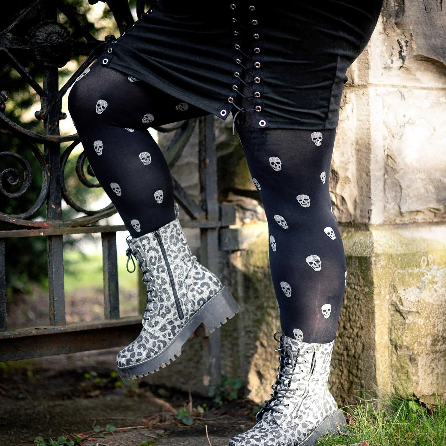 Pattern Tights - Sparkle Skulls - Zenithce