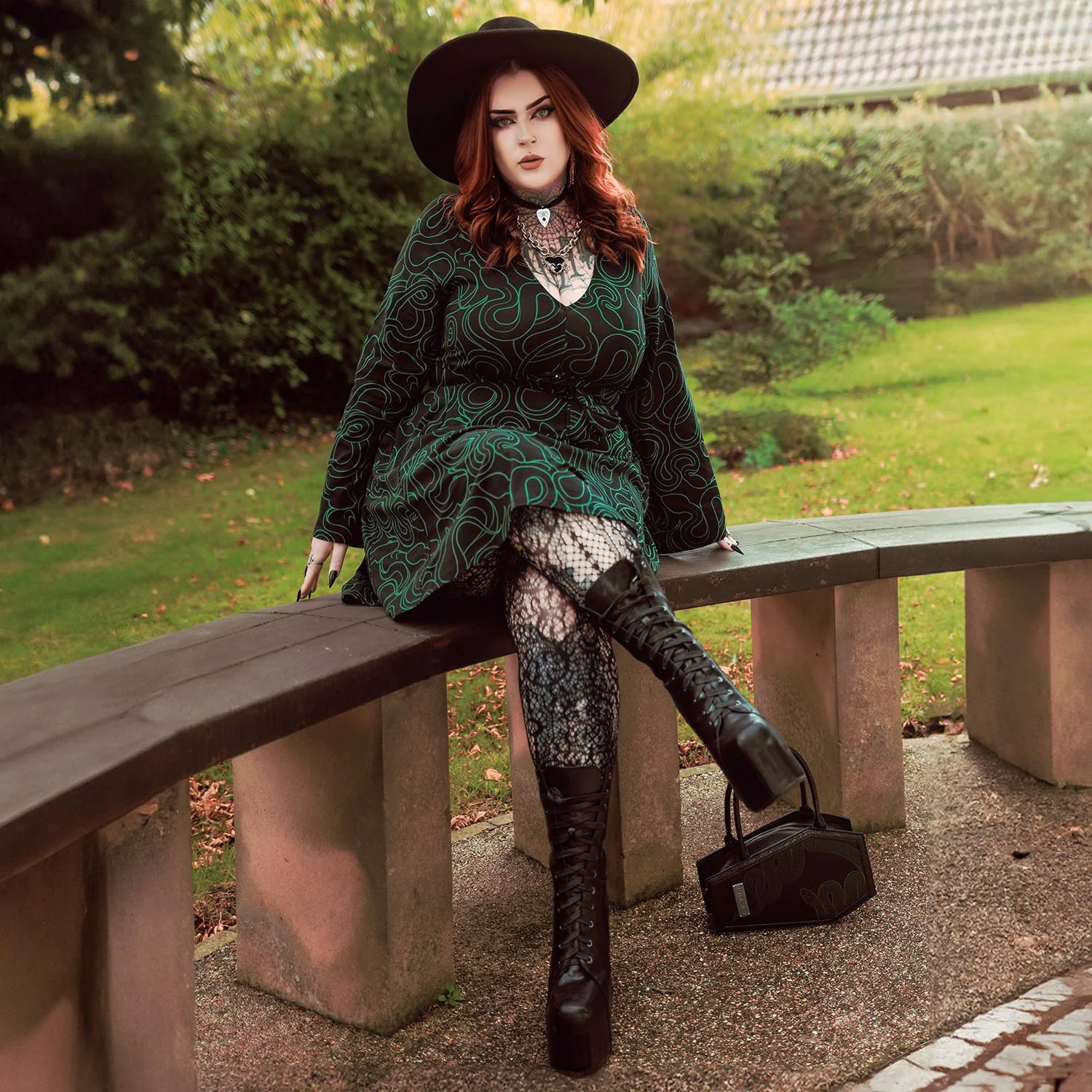 Corra Bell Sleeve Mini Dress - Foliage & Black - Zenithce