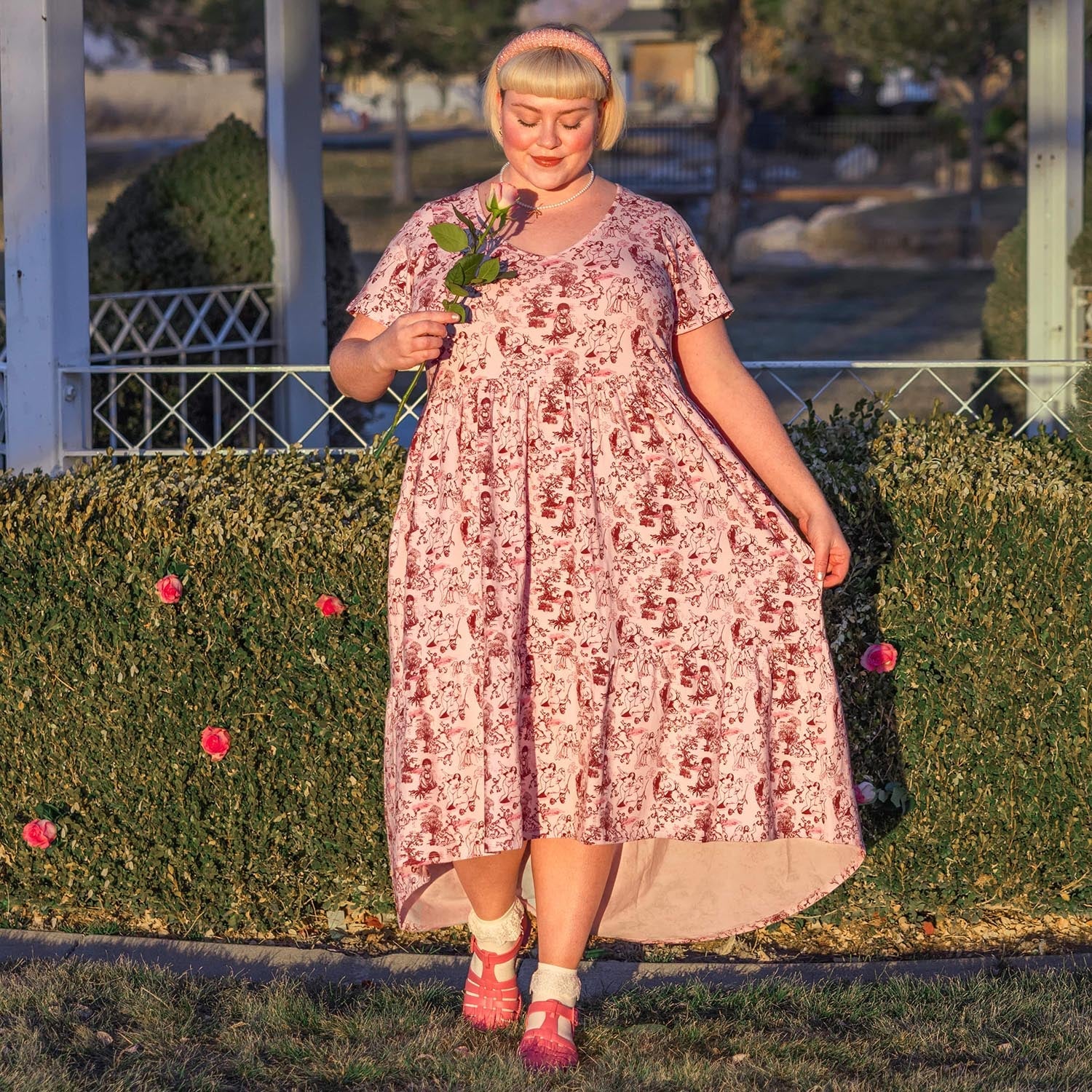 T-Shirt Tiered Dress - Passion au Jardin - L'Amour Rose - Zenithce